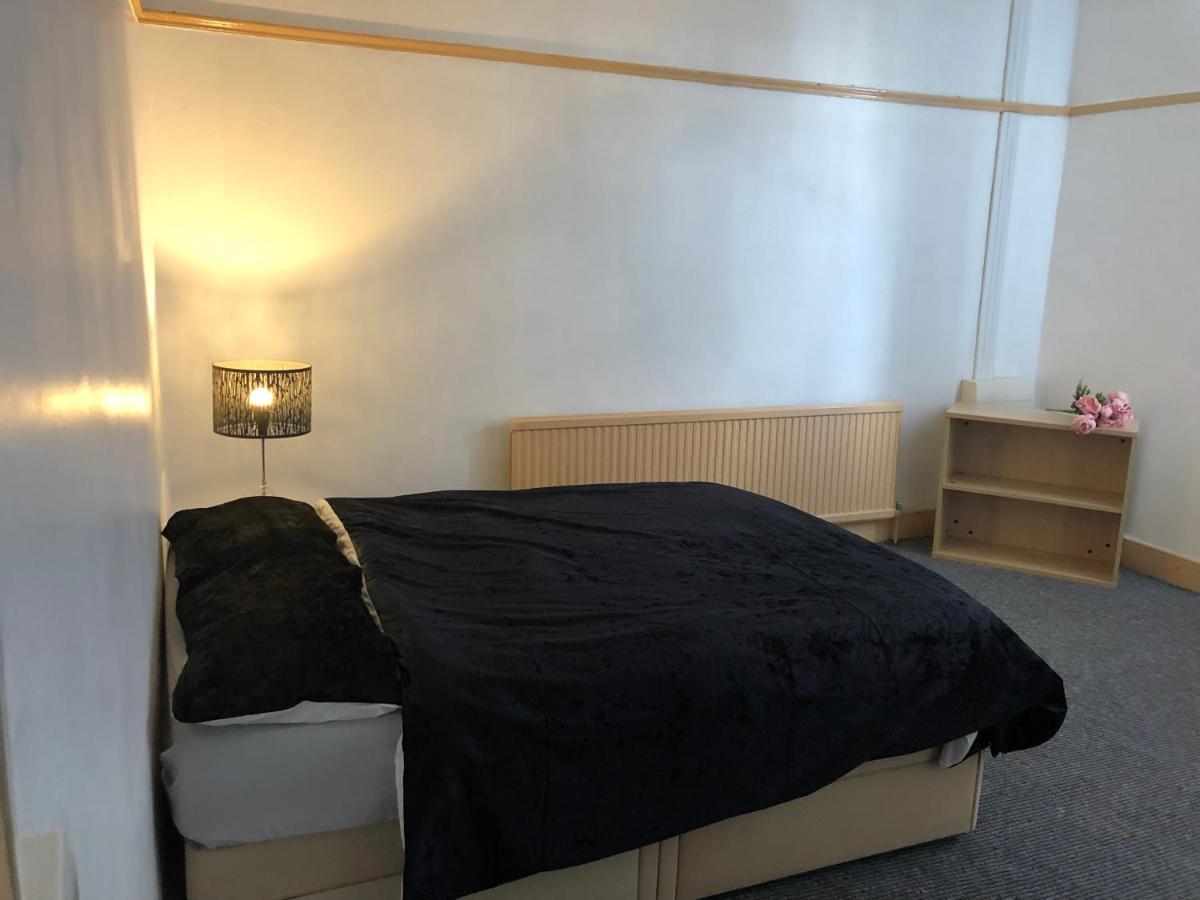 Shous Guest House Emersons Green Dış mekan fotoğraf